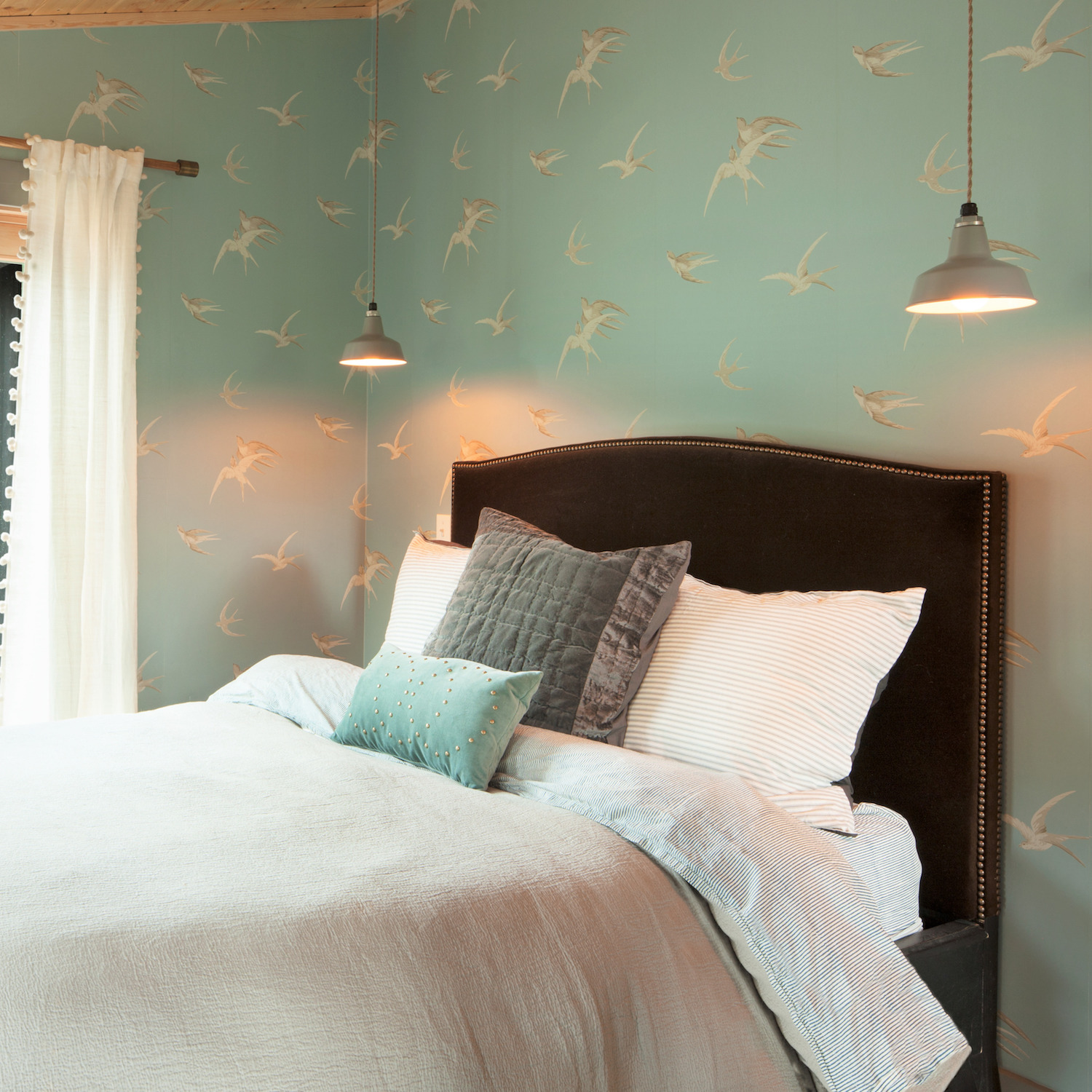 Avalon Pendant Light | Photo Courtesy of Caldera Design Build